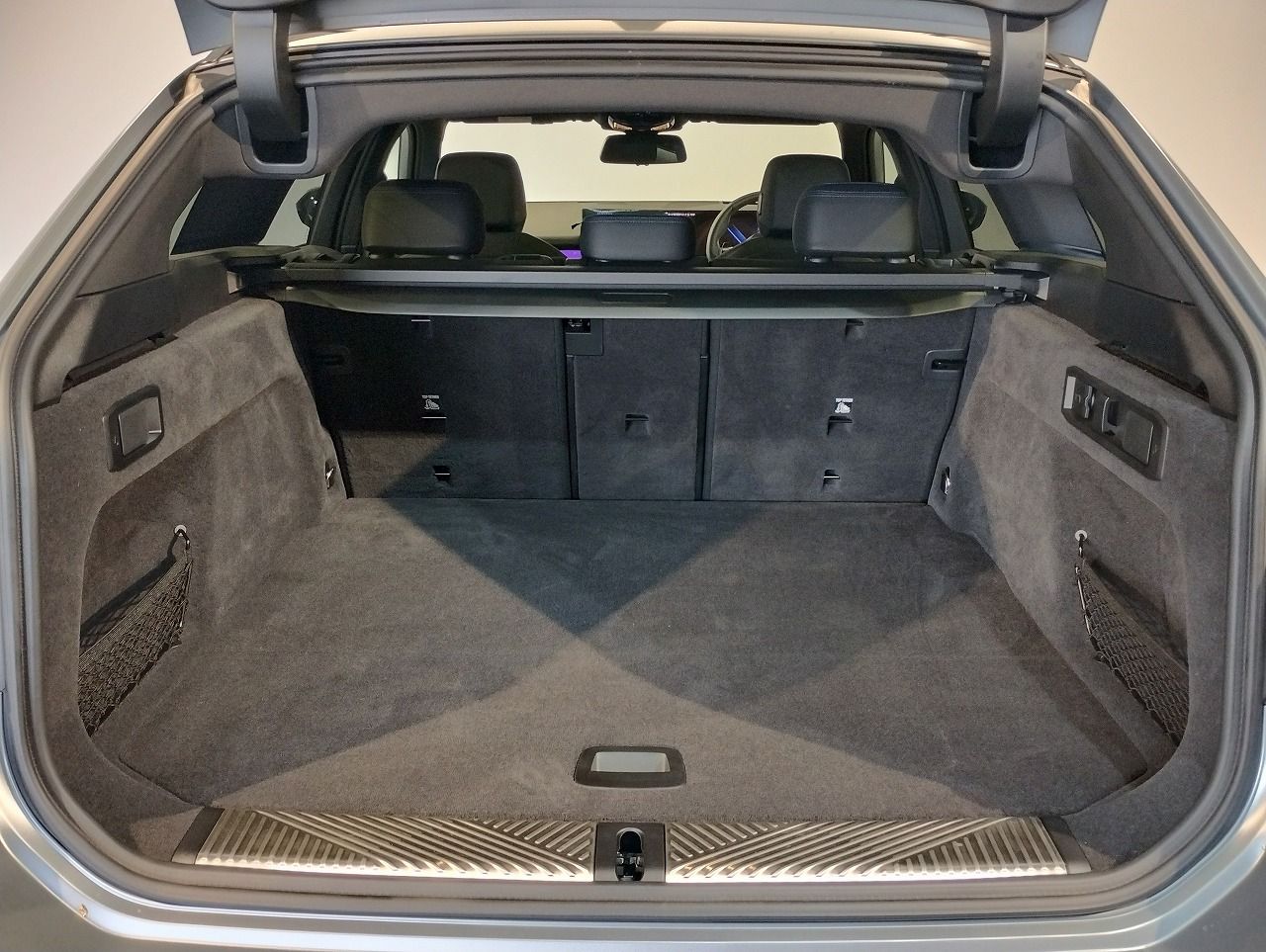 BMW i5 eDrive40 M Sport RHD