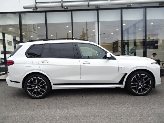 X7 xDrive40d RHD US