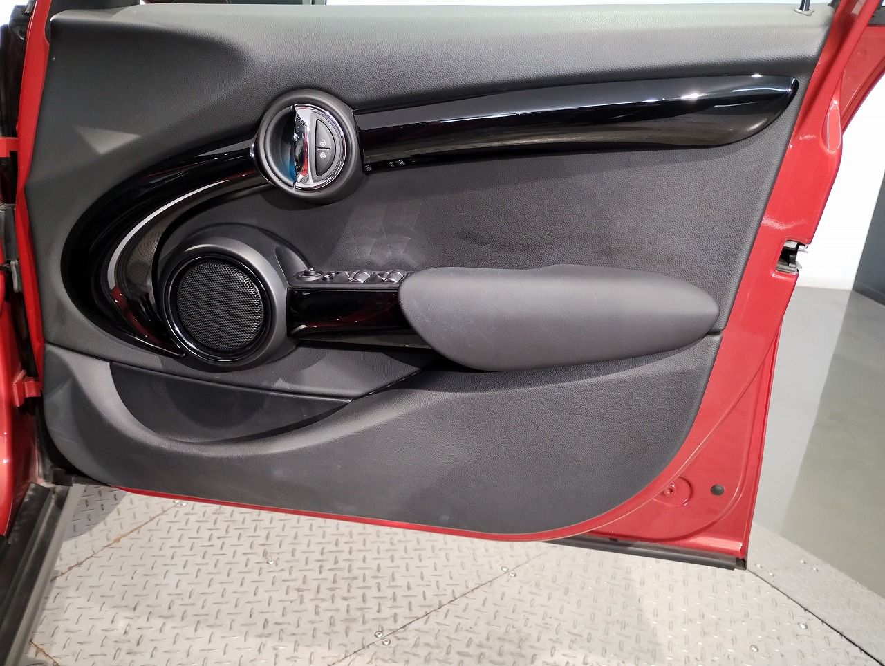 F55 MINI Cooper 5-Door Hatch LCI