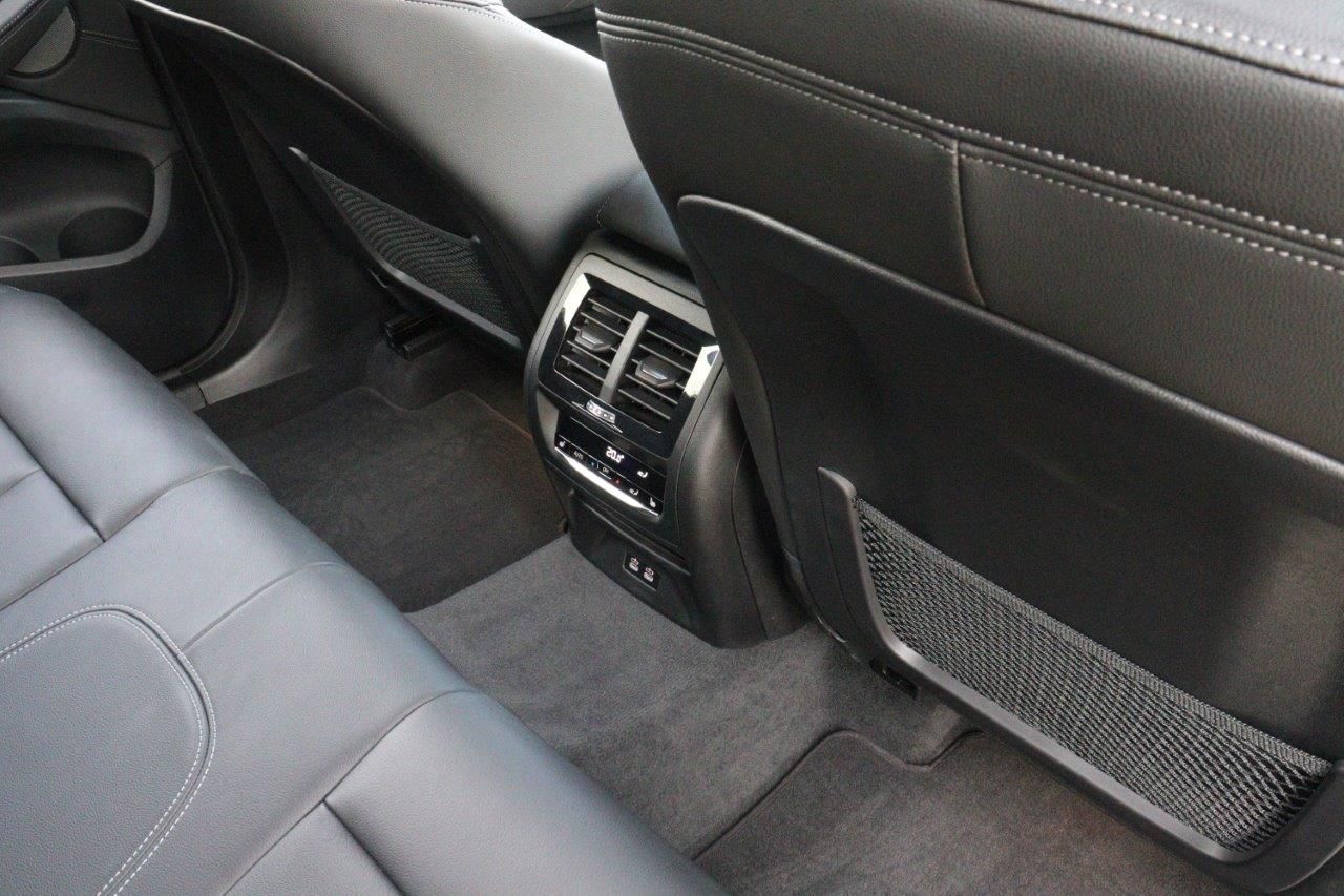 G01 X3 M40i RHD LCI ZA