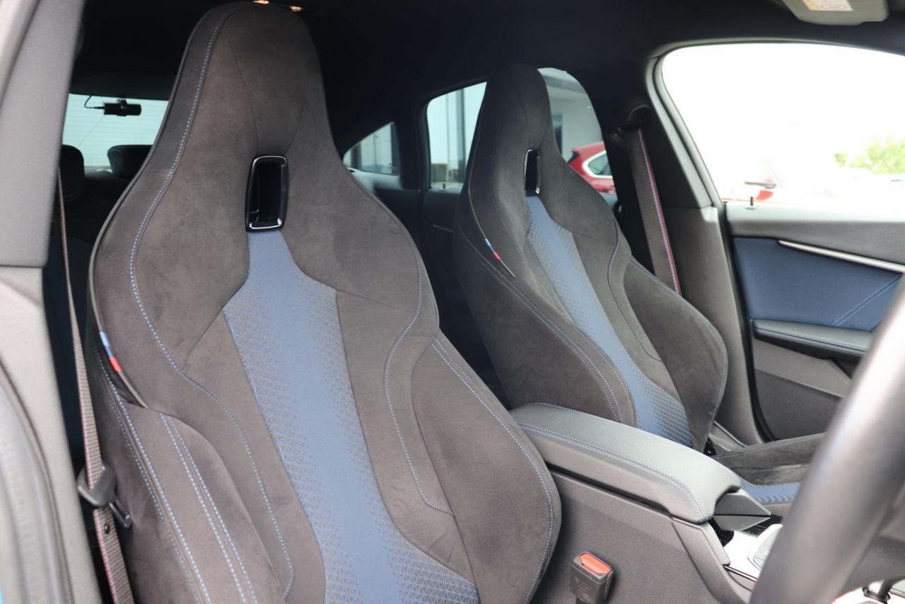 F4* **35i xDrive **** ***** B48 2.0i