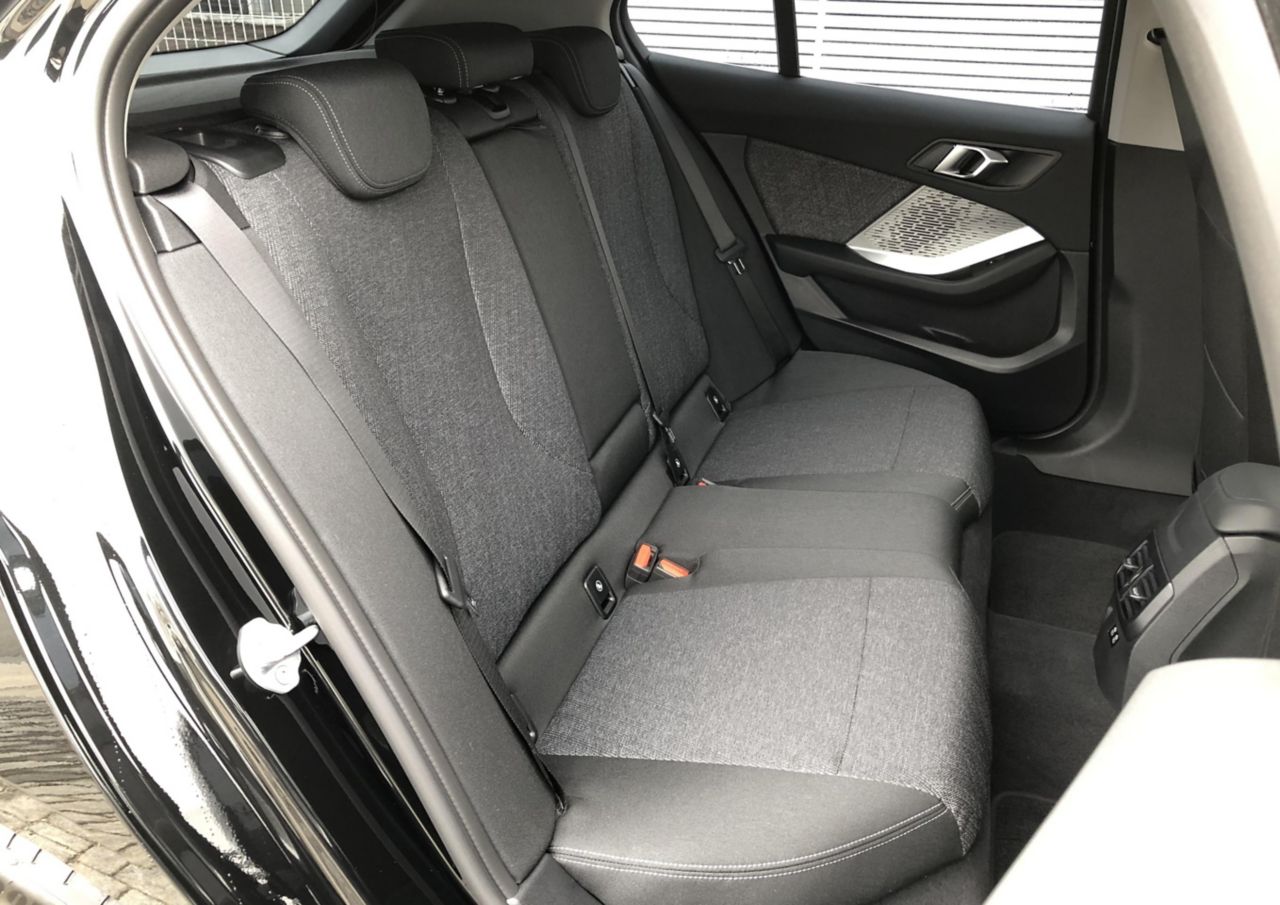 120 Sport Sports Hatch