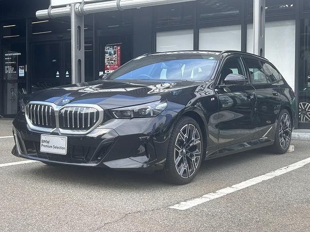 523d xDrive Touring M Sport
