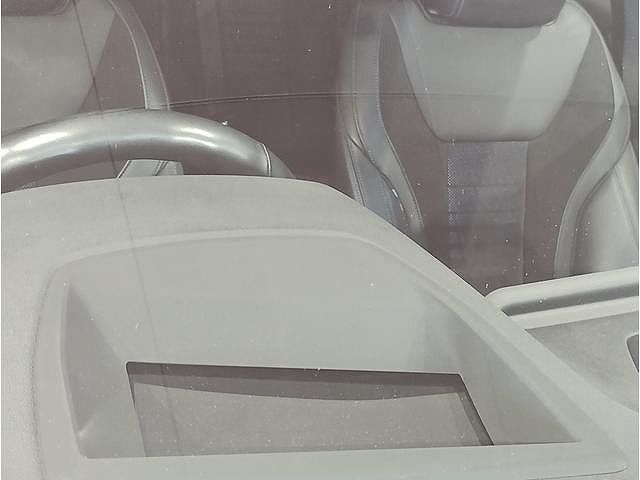 G20 320d xDrive RHD Saloon