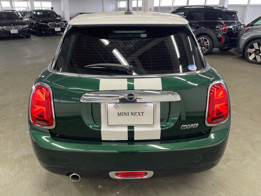 F55 MINI Cooper 5-Door Hatch LCI