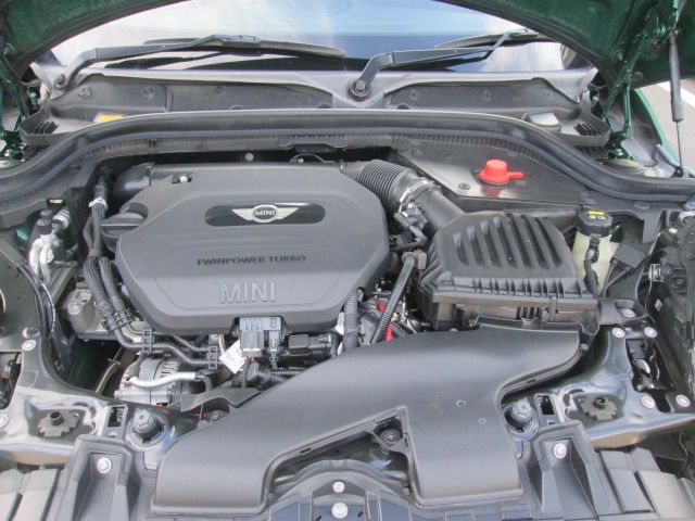 F55 COOPER D (AT)