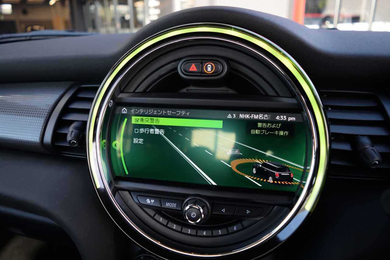 F56 COOPER D (AT)
