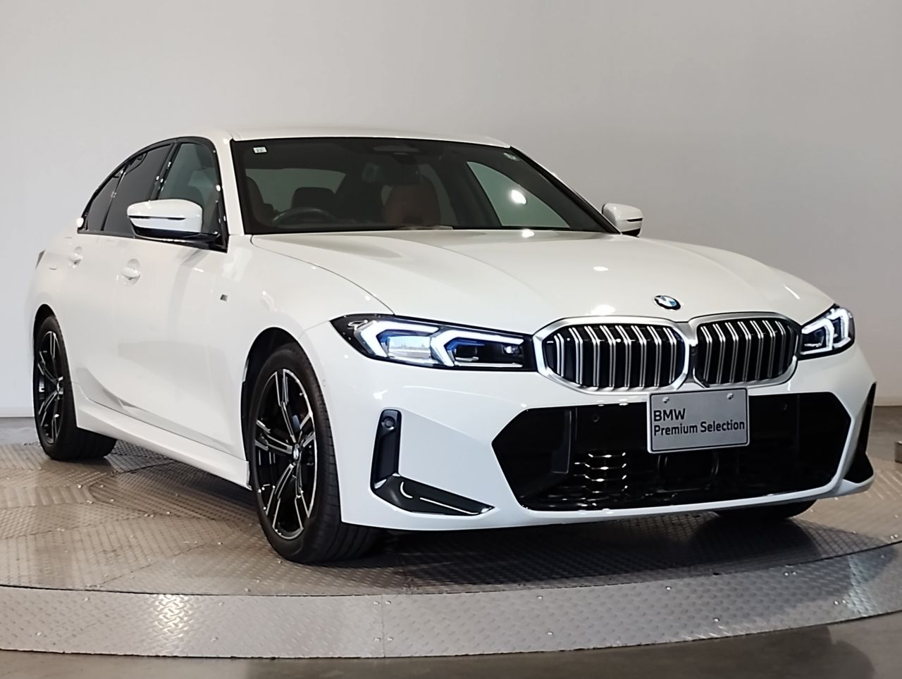 G20 320i Saloon LCI RHD MX