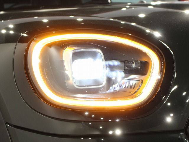 MINI John Cooper Works ALL4 Countryman RHD