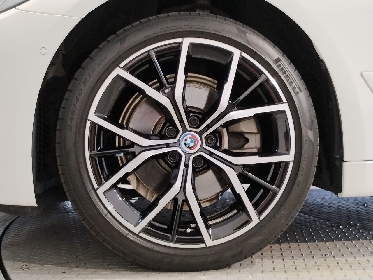 520i Sedan RHD