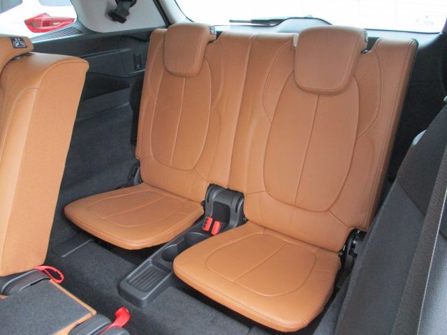 218D GRAN TOURER RHD