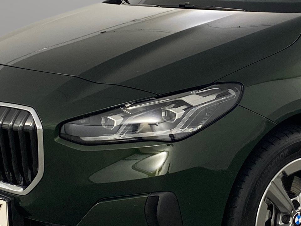 BMW 218