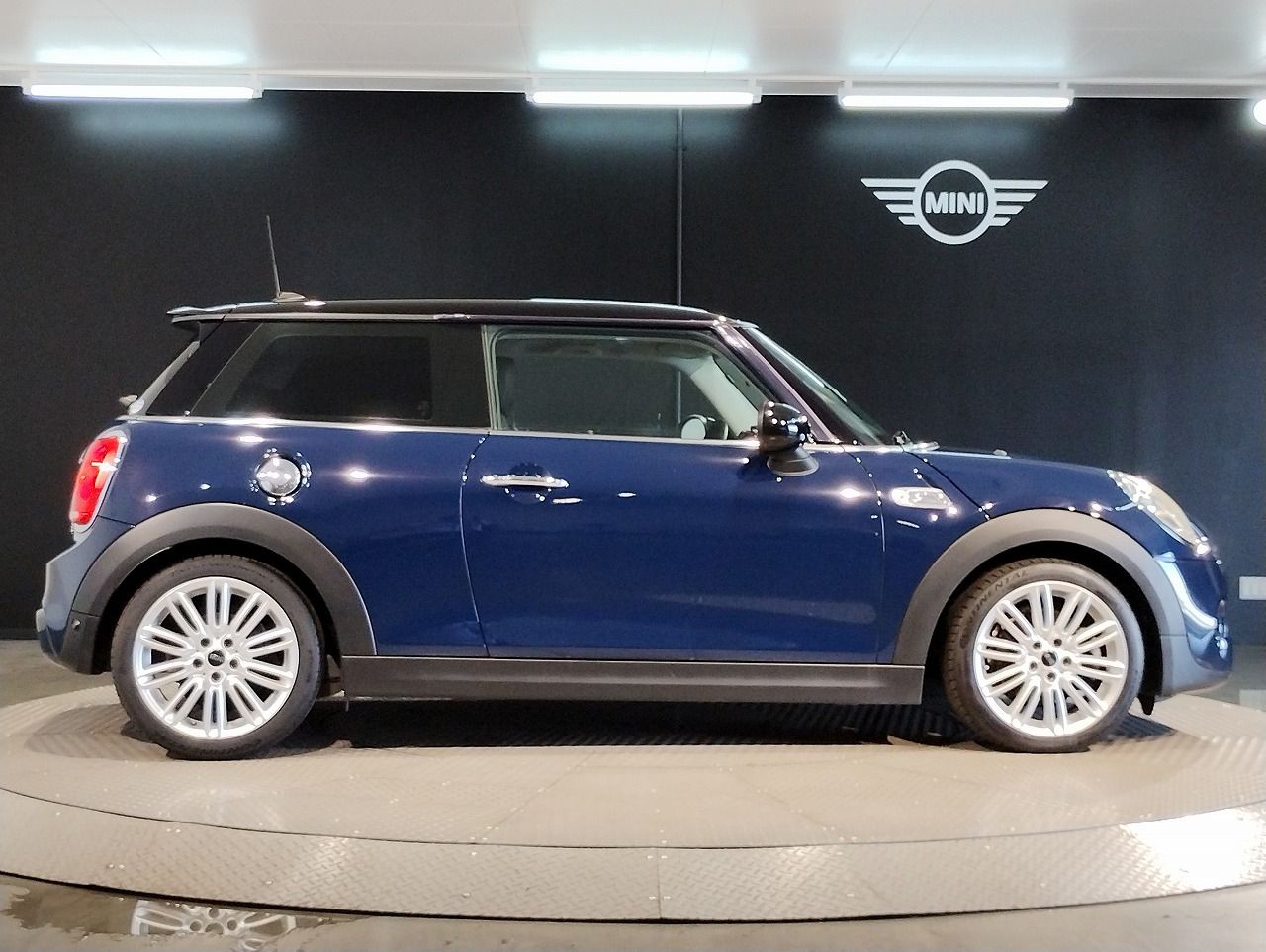 F56 MINI COOPER S