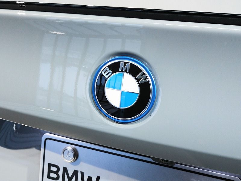 BMW i5 M60 xDrive Sedan RHD