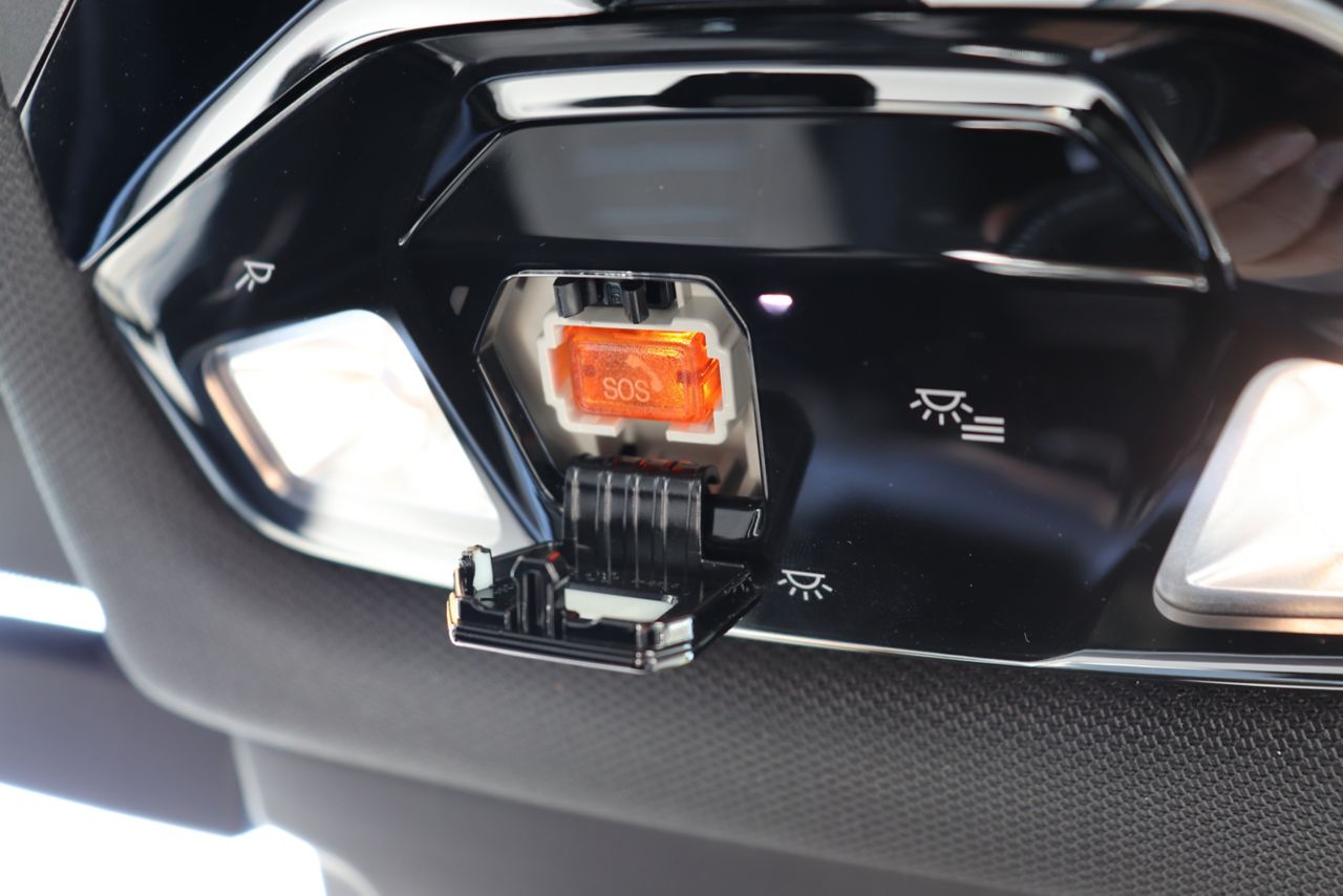 U06 218d Active Tourer B47 2.0d