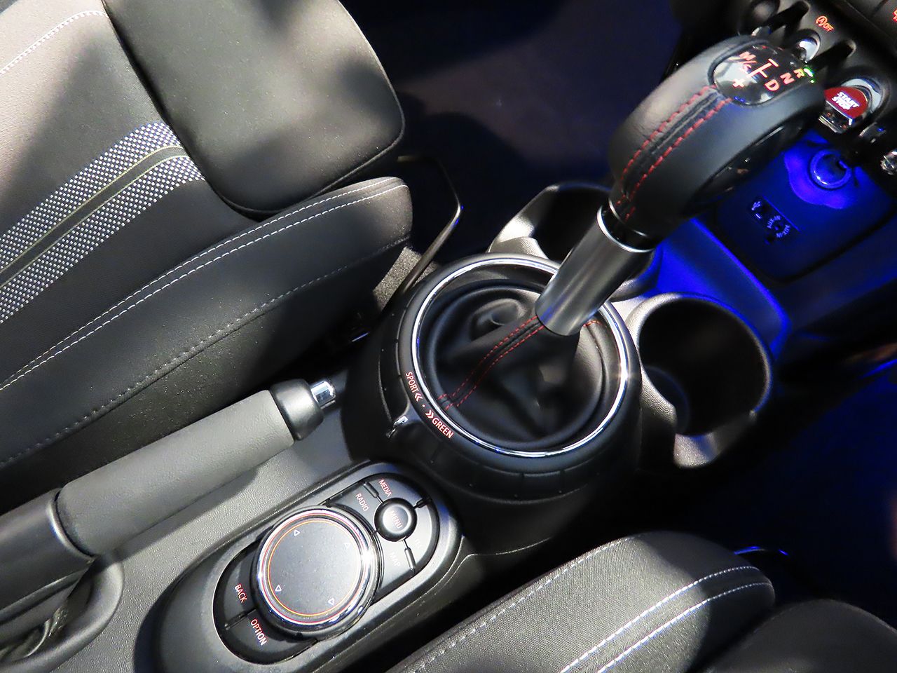 F56 MINI COOPER S