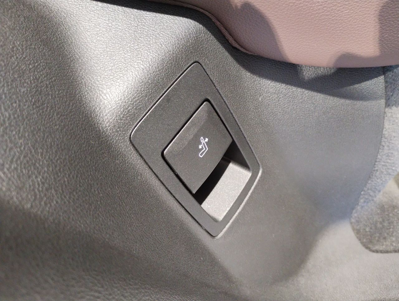 G01 X3 M40i RHD LCI ZA