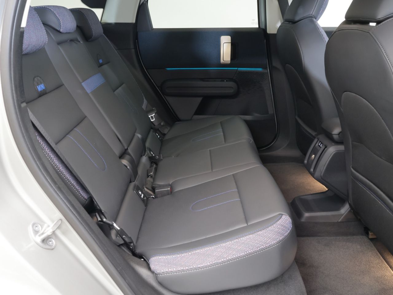 U25 MINI Countryman E