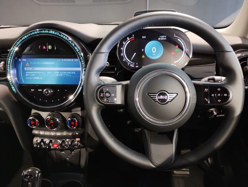 MINI Cooper F56 RHD