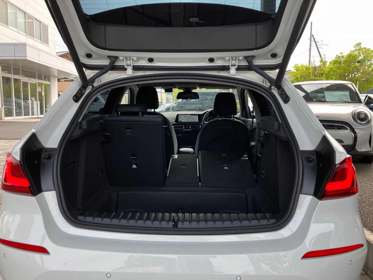 F40 118d Sports Hatch 5-door B47 2.0d