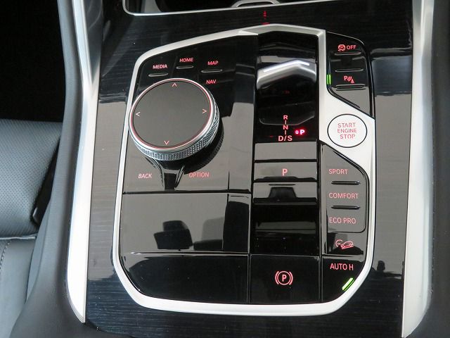 X6 xDrive30d M Sport RHD