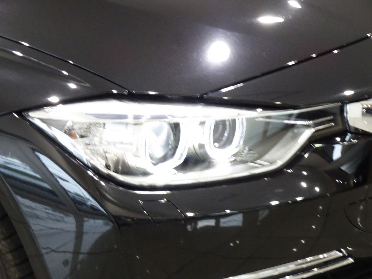320I XDRIVE TOURING RHD