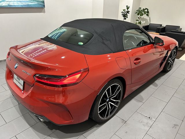 G29 z4 sDrive20i RHD