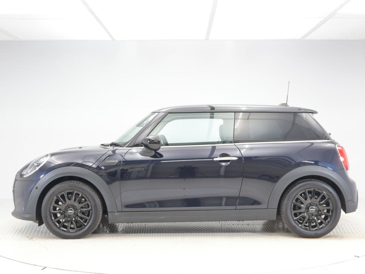 MINI Cooper F56 RHD