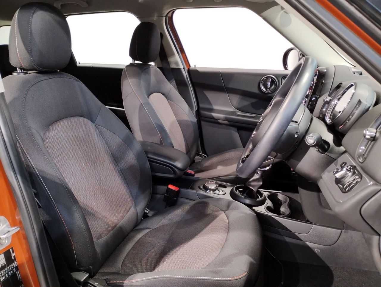 MINI CROSSOVER ONE