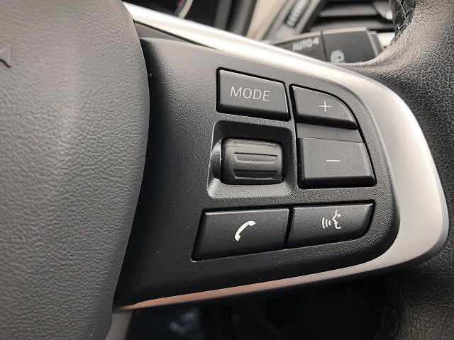 X1 sDrive18i RHD