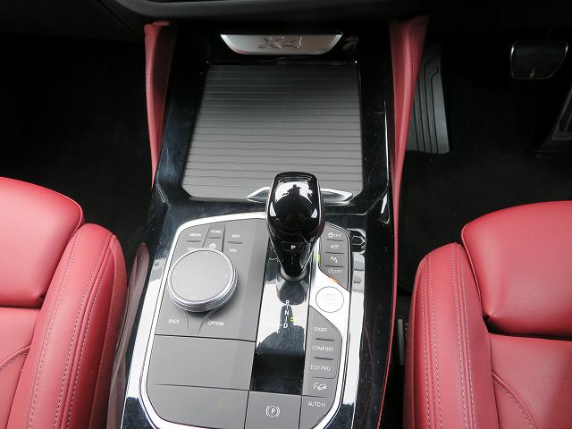 X4 xDrive20d RHD