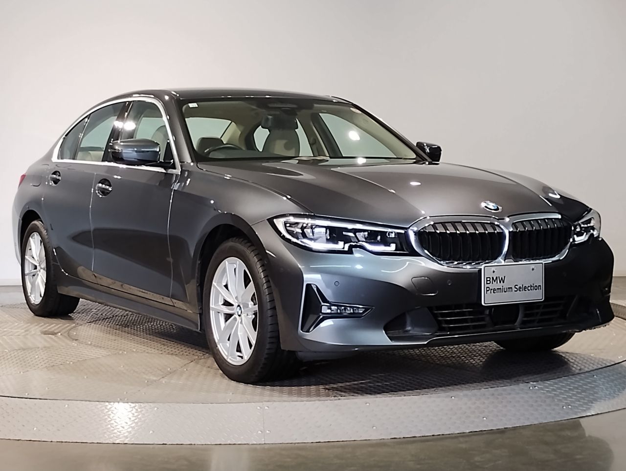 G20 320d xDrive RHD Saloon