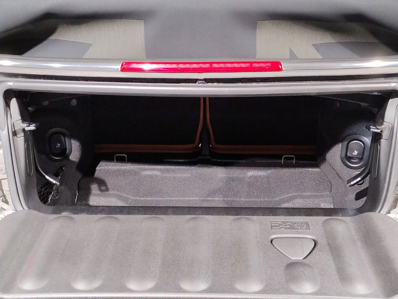 MINI CONVERTIBLE COOPER