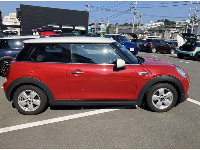 F56 COOPER D (AT)
