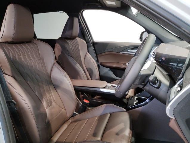 U11 iX1 xDrive30