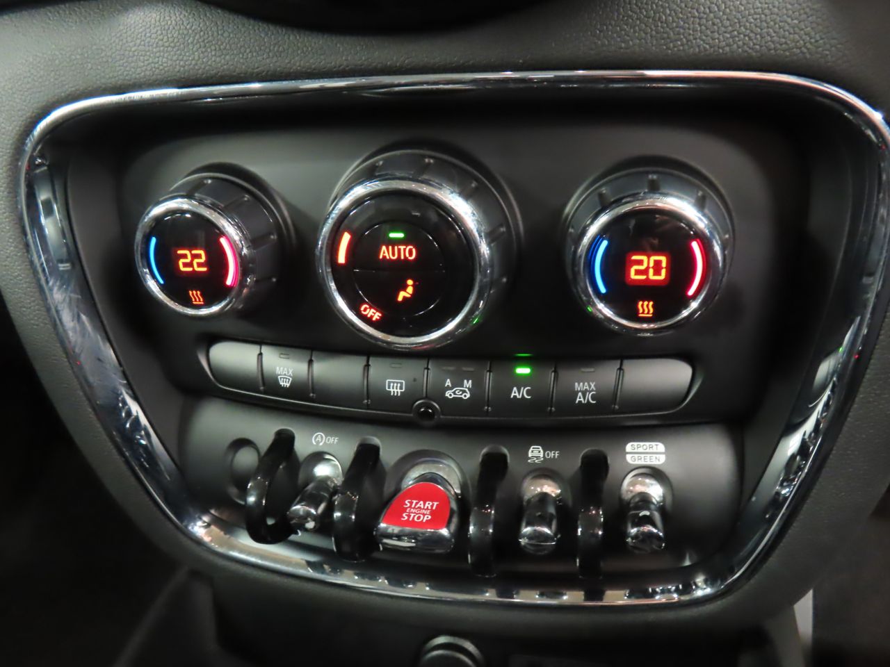 MINI COOPER S CLUBMAN