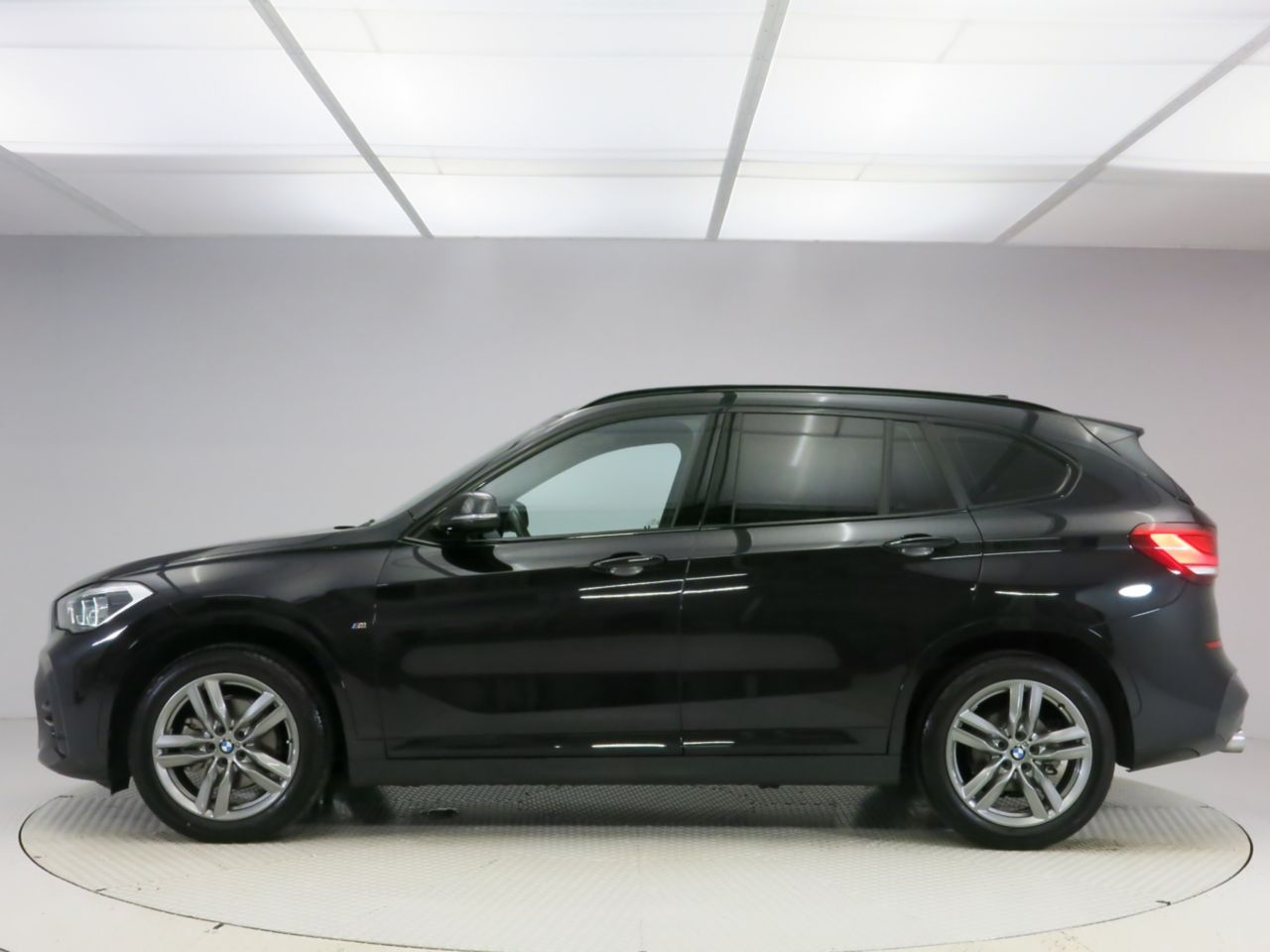 F48 X1 xDrive18d B47 2.0d LCI