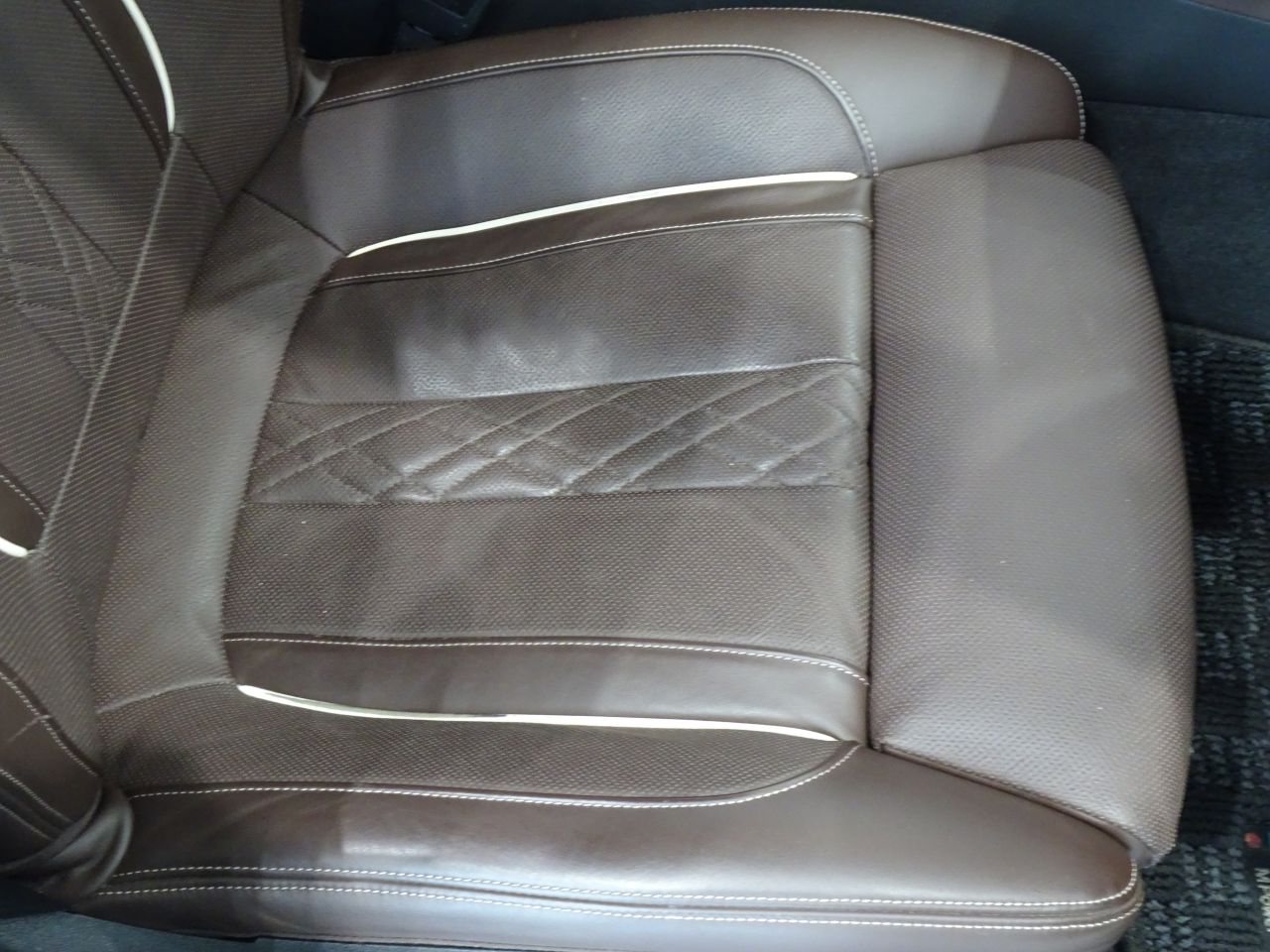 530e Sedan RHD