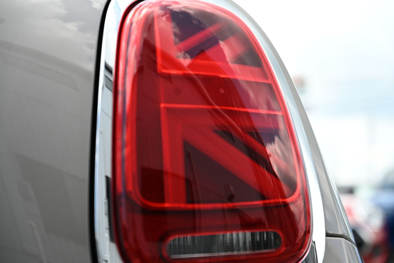 MINI Cooper F56 RHD