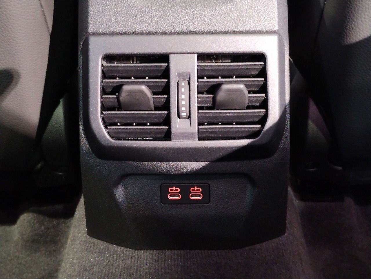 F40 M135i xDrive Sports Hatch 5-door B48 2.0i