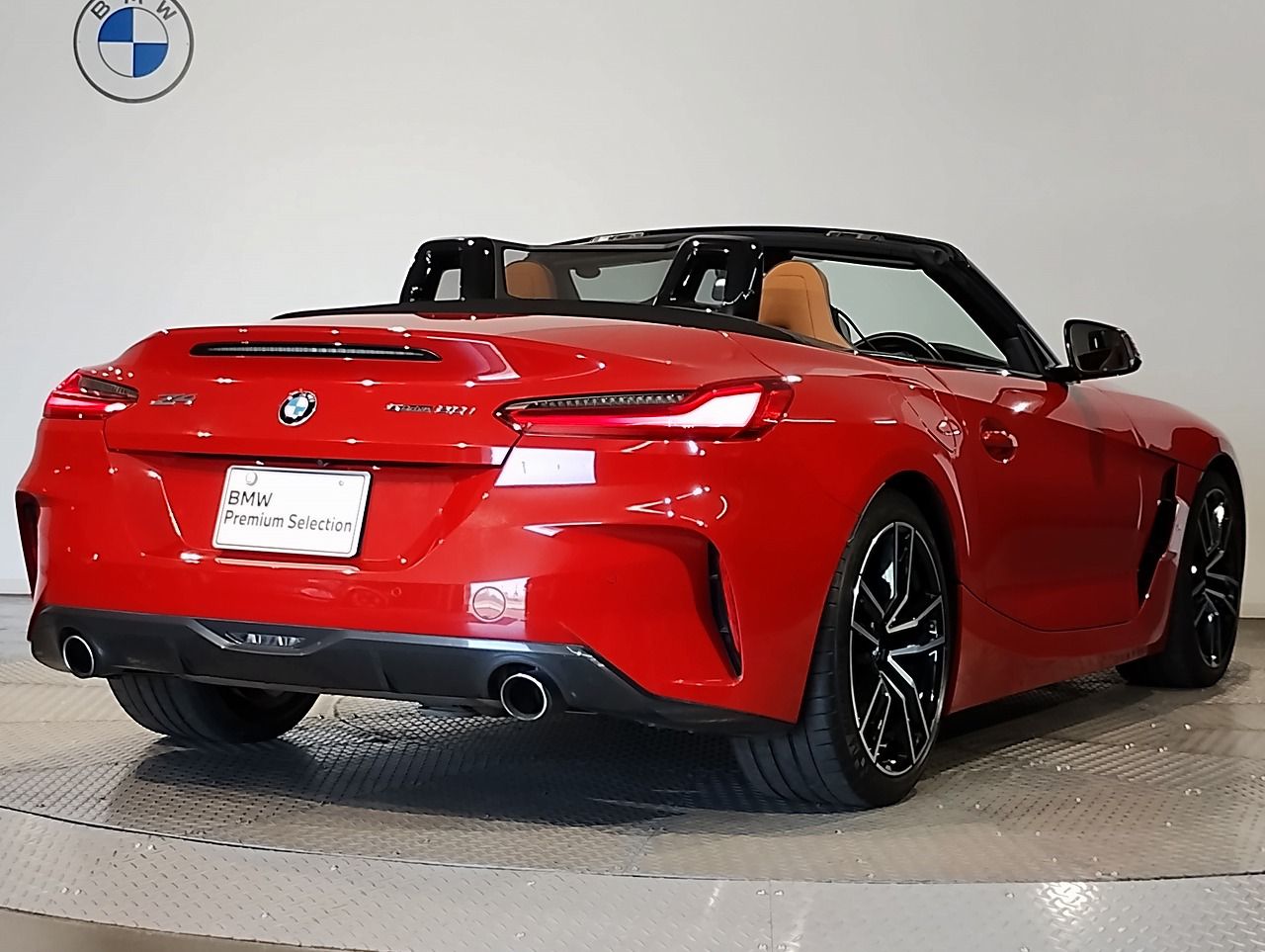 G29 z4 sDrive20i RHD