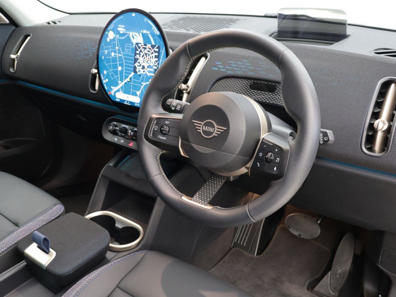 U25 MINI Countryman E