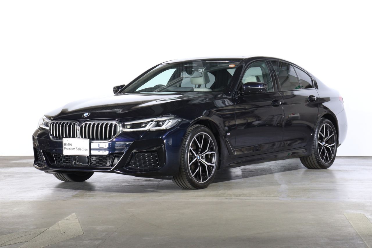 523d xDrive セダン