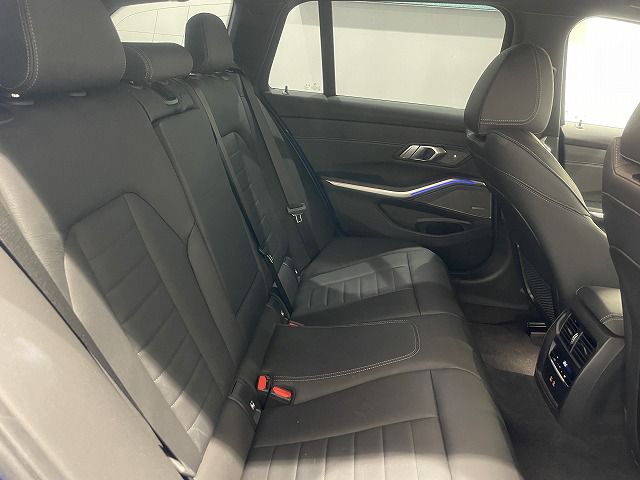 G21 M340i xDrive Touring LCI RHD