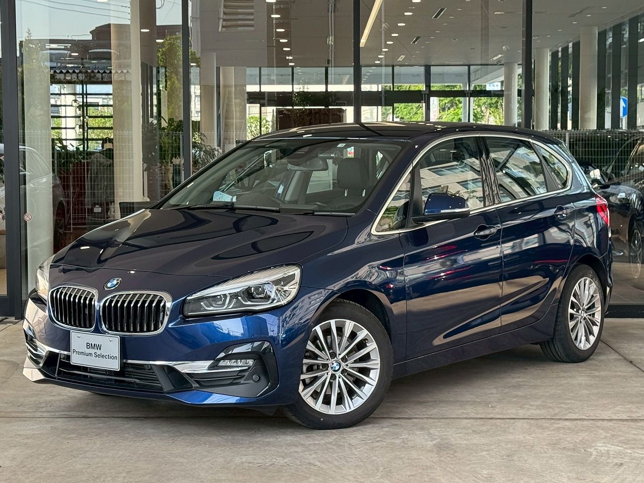 218d Active Tourer Luxury
