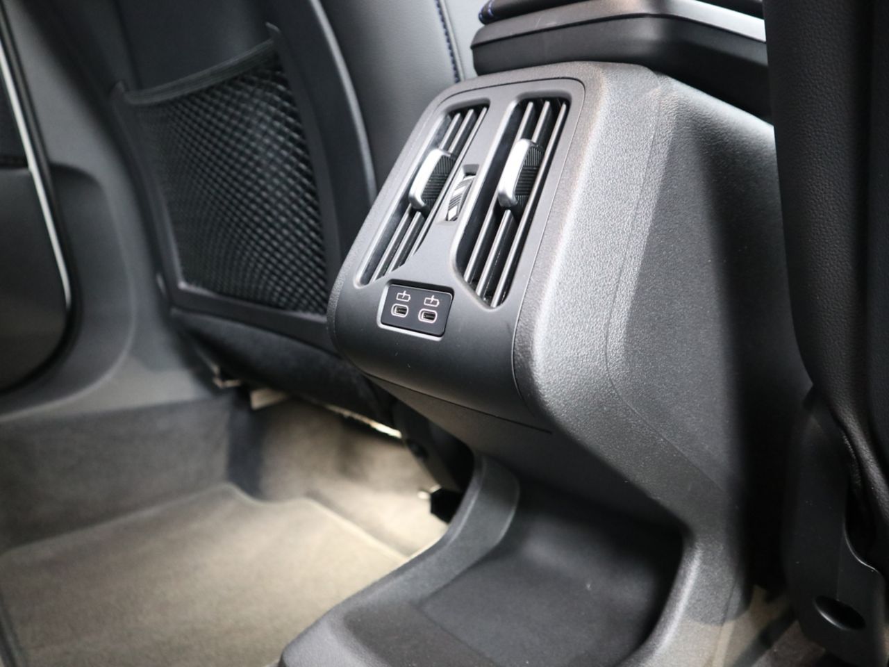 U06 218d Active Tourer B47 2.0d