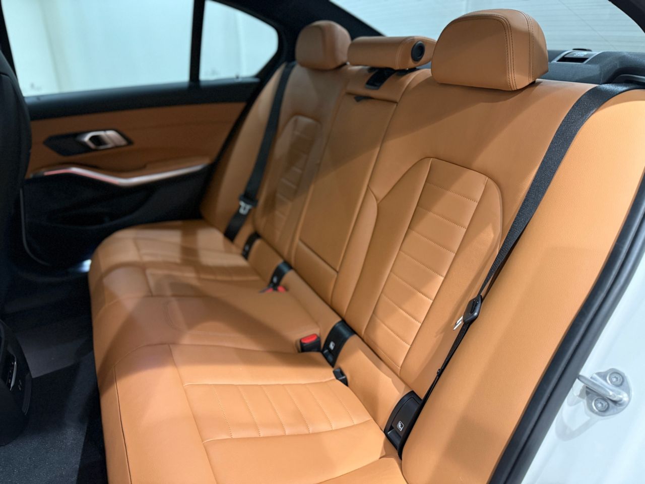 G20 330e Saloon RHD MX