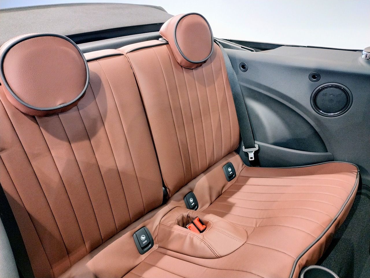 MINI Cooper S Convertible RHD