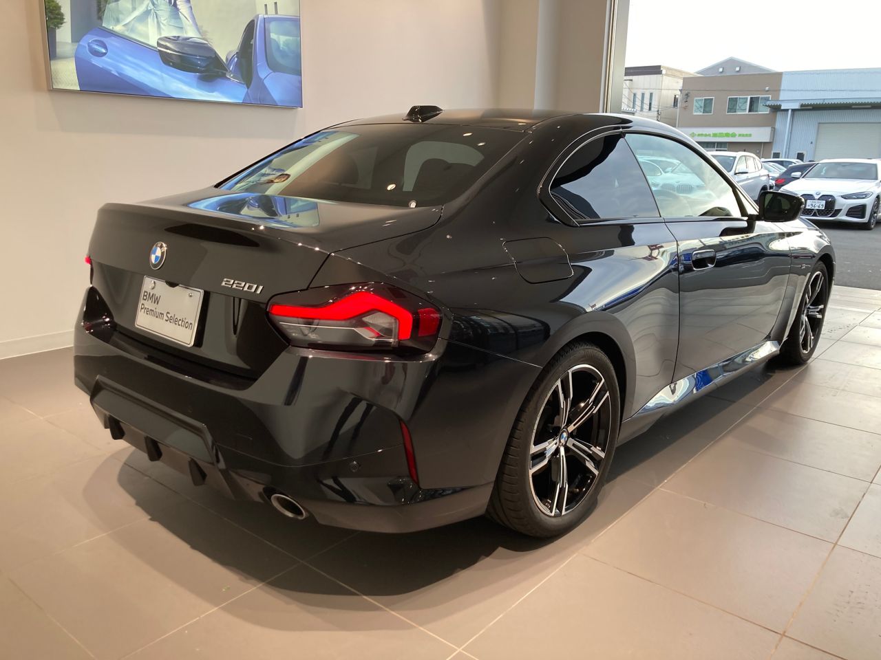 G42 220i Coupe
