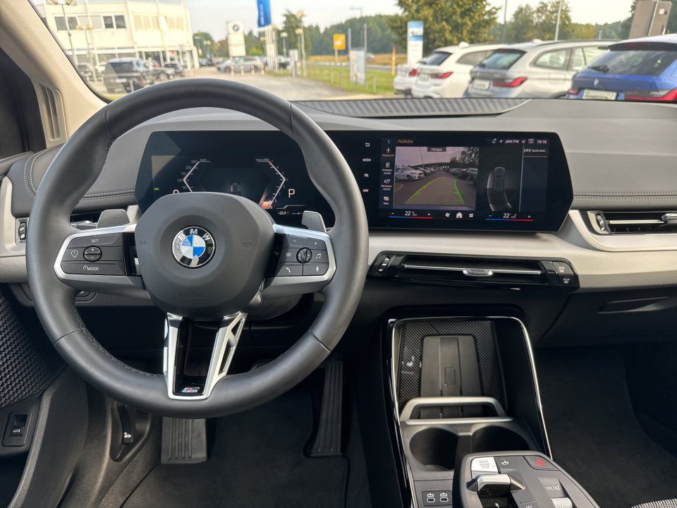 BMW 218